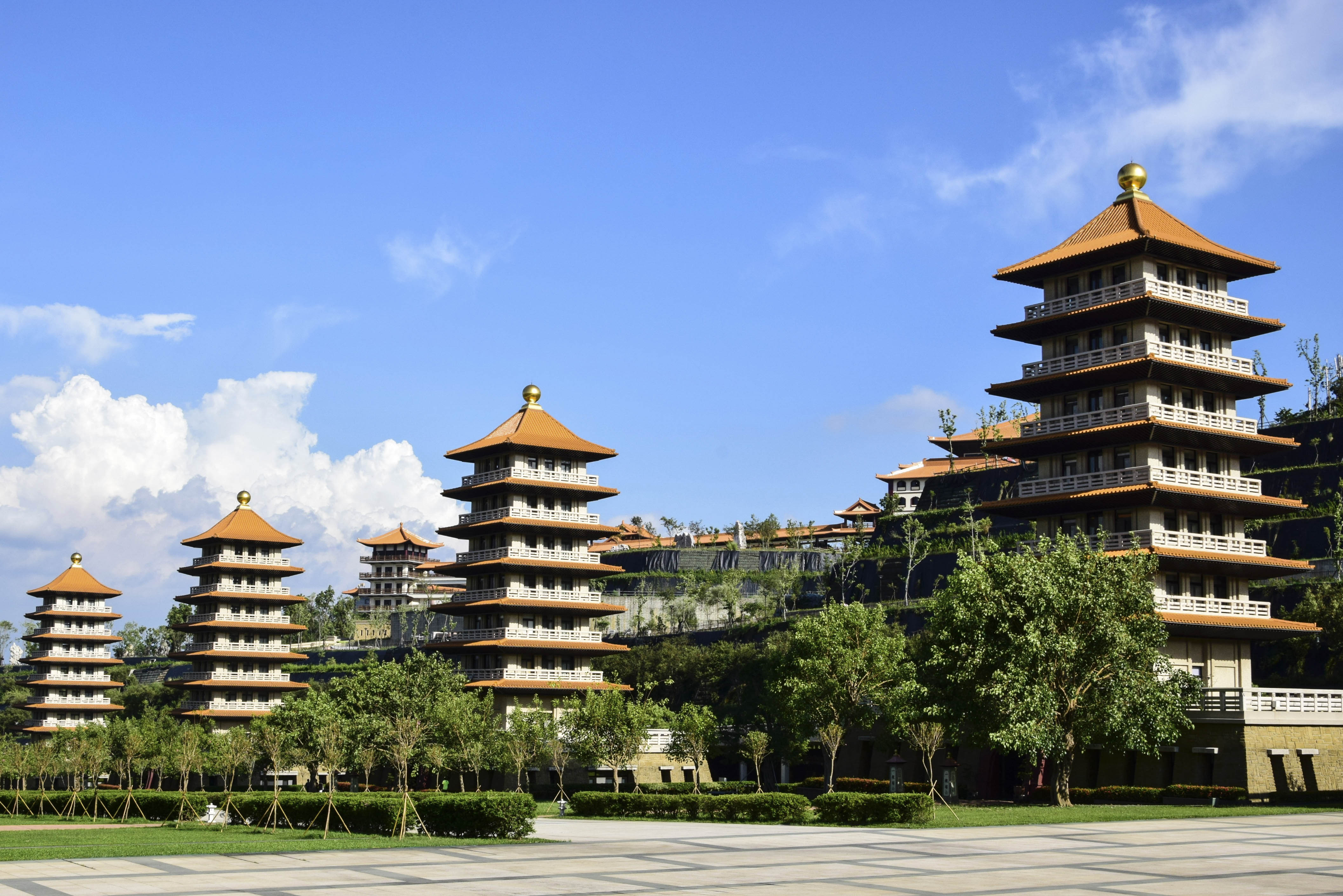 Fo Guang Shan, Kaohsiung, Taipei, 2016 Adriana Jun Machado